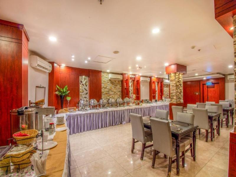 Haven Plaza - Restoran