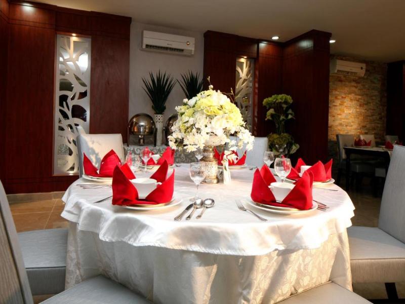 Haven Plaza - Restoran