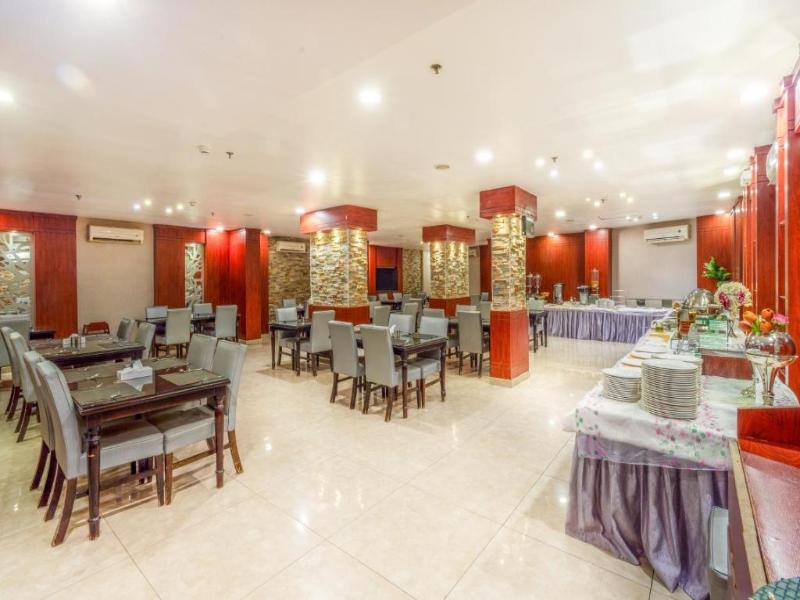 Haven Plaza - Restoran
