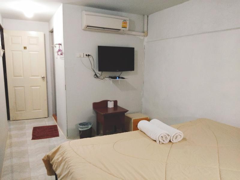 Gotum Hostel 2 & Money Exchange by ZUZU - Oda