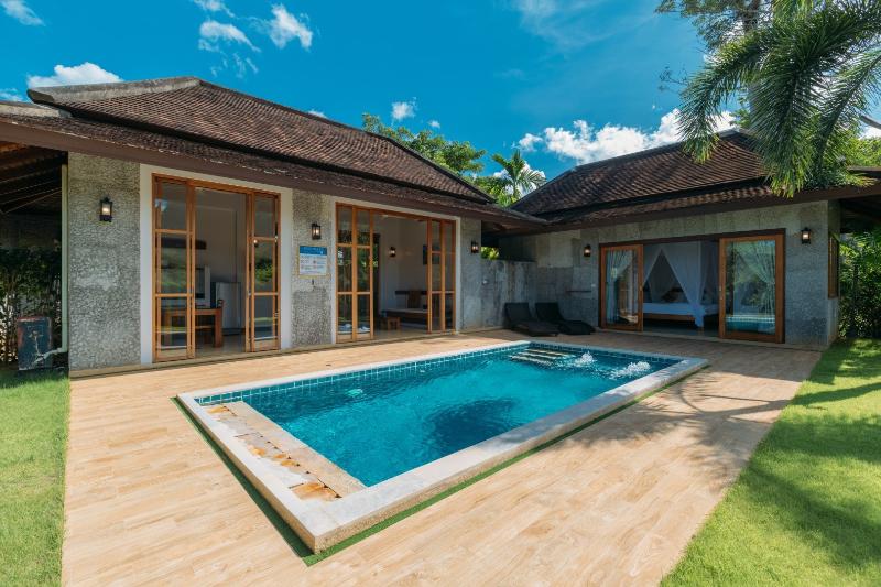 Bor Saen Pool Villa - Oda