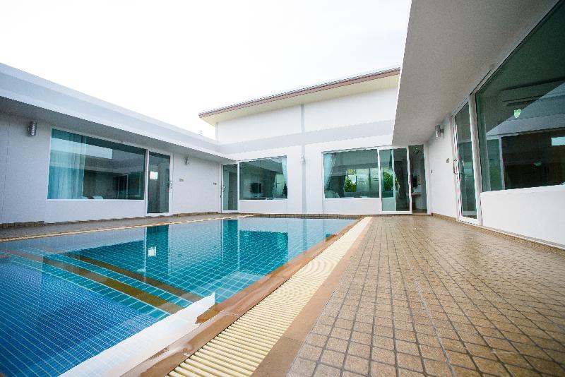 Bor Saen Pool Villa - Oda