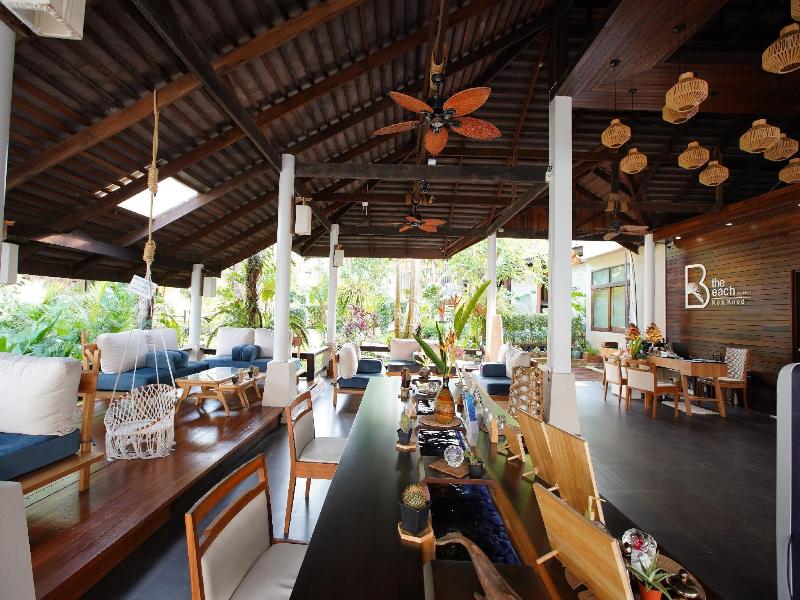 The Beach Natural Resort - Lobi