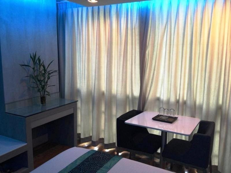 Blutique Hotel - Genel