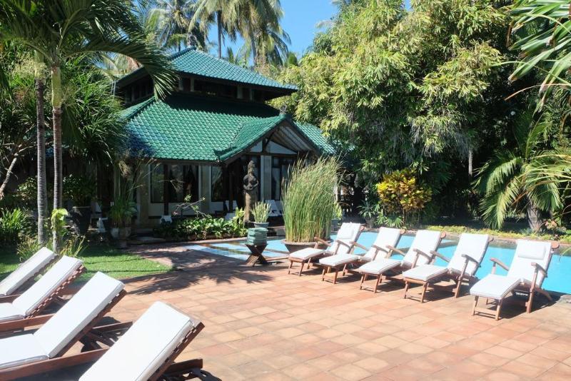 Villa Boreh Beach Resort And Spa - Genel