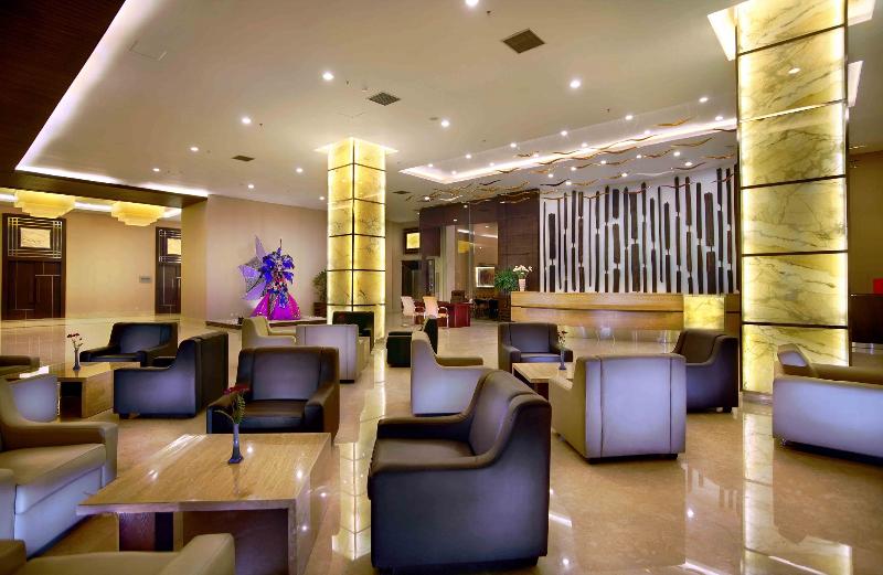 Aston Jember Hotel & Conference Center - Lobi