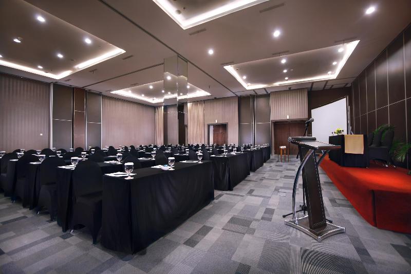 Aston Jember Hotel & Conference Center - Toplantı