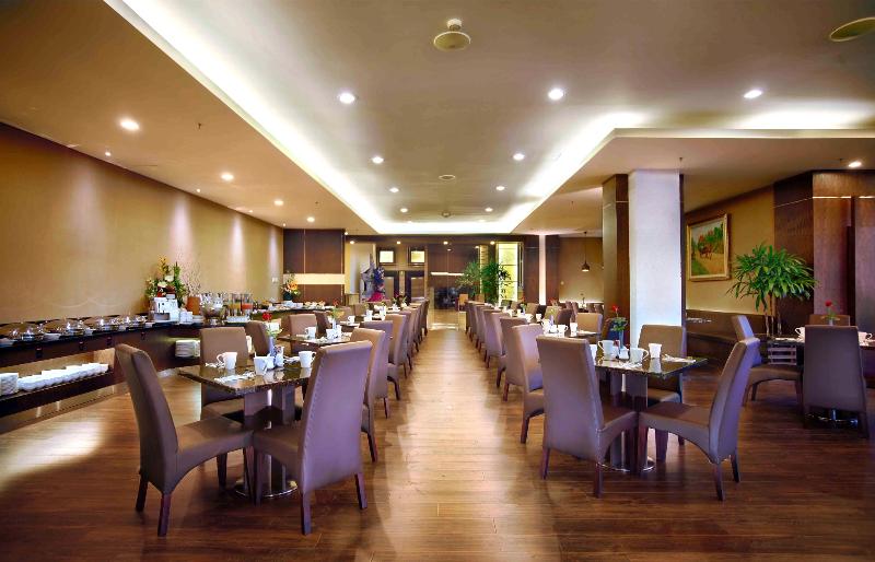 Aston Jember Hotel & Conference Center - Restoran