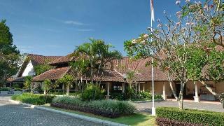 Grand Whiz Hotel Trawas fotoÄŸrafÄ±