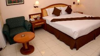 Grand Whiz Hotel Trawas otel fotoğrafı