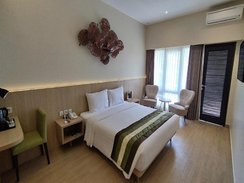 Grand Whiz Hotel Trawas - Oda