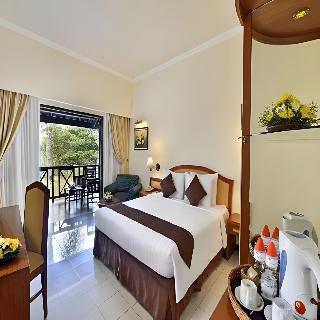 Grand Whiz Hotel Trawas fotoÄŸrafÄ±