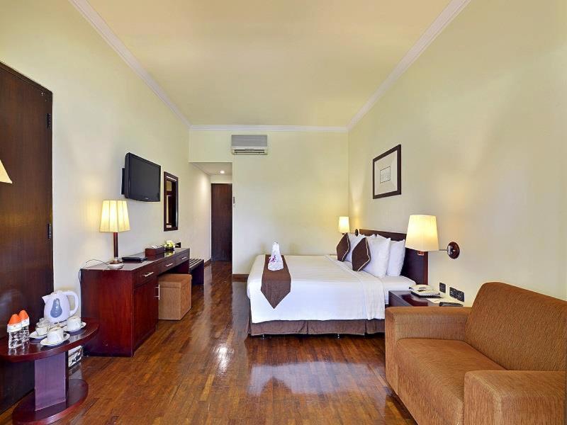 Grand Whiz Hotel Trawas - Oda