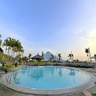 Grand Whiz Hotel Trawas fotoÄŸrafÄ±