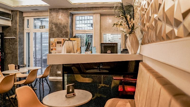Hotel Prens Berlin - Lobi