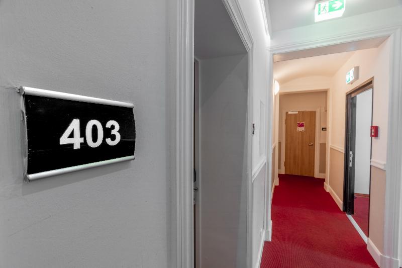 Hotel Prens Berlin - Lobi