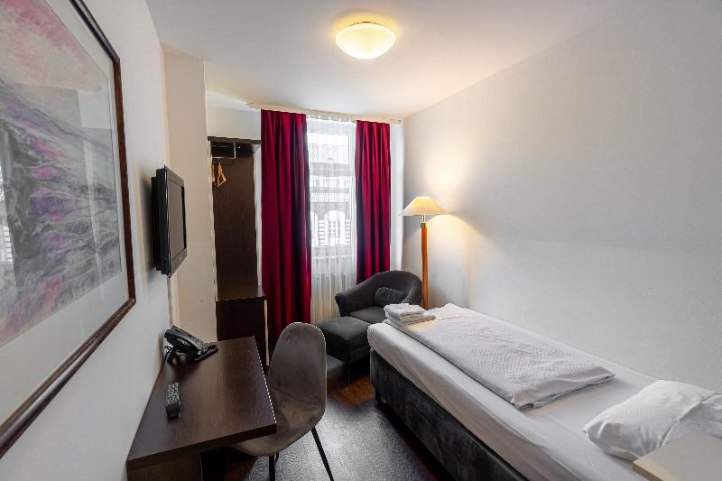 Hotel Prens Berlin - Oda