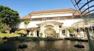 Merdeka Kediri Hotel fotoÄŸrafÄ±