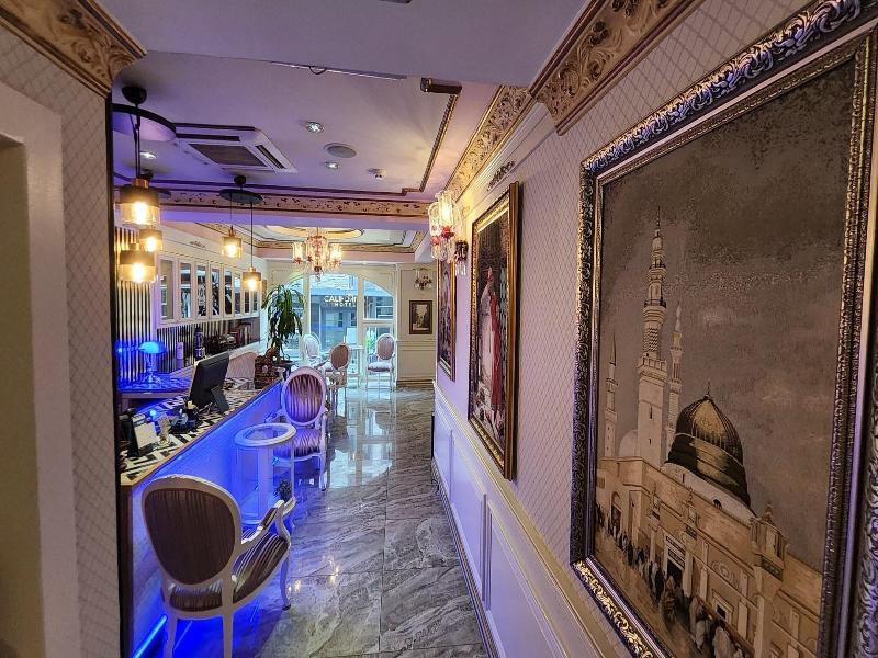 Leyenda Hotel - Lobi