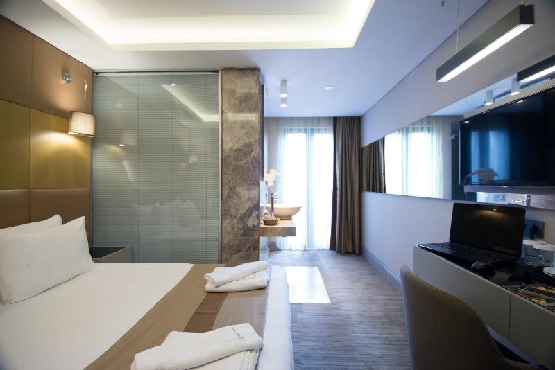 GK Regency Suites - Oda