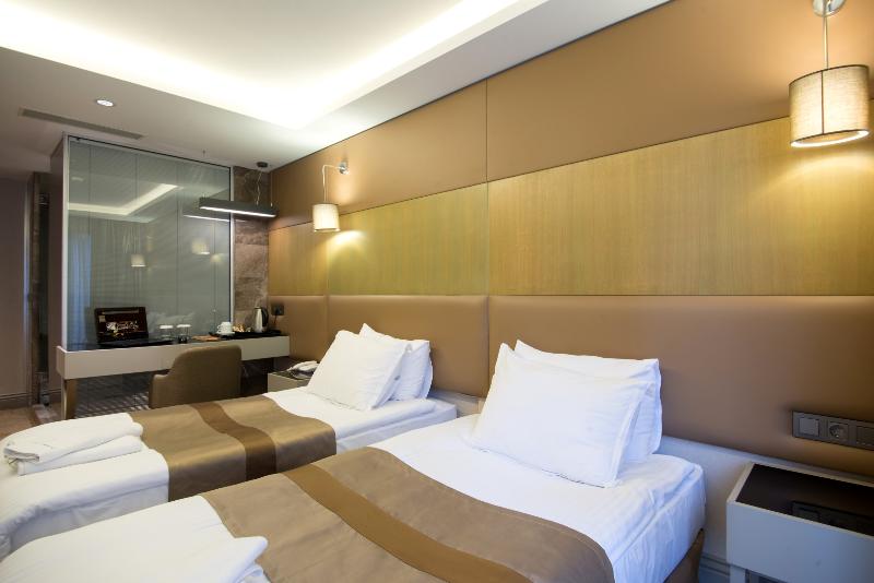 GK Regency Suites - Oda