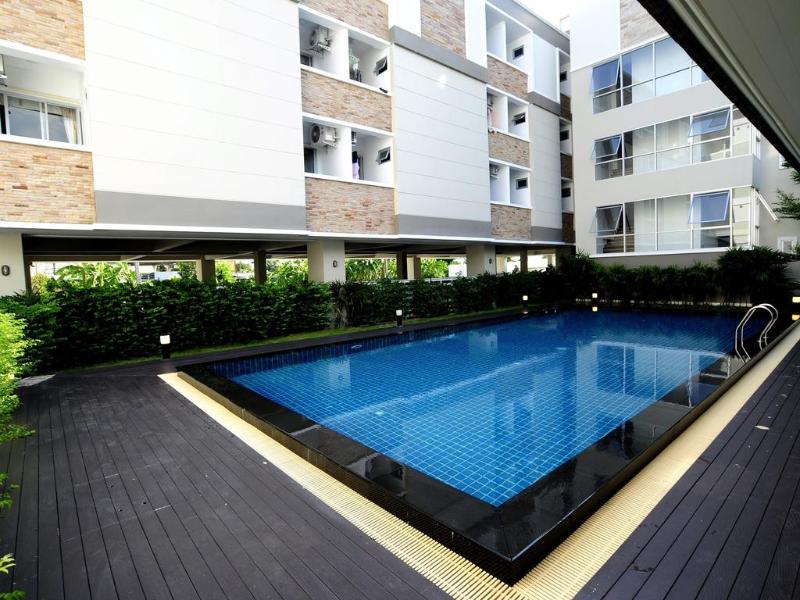 P Park Residence Suvarnabhumi - Havuz