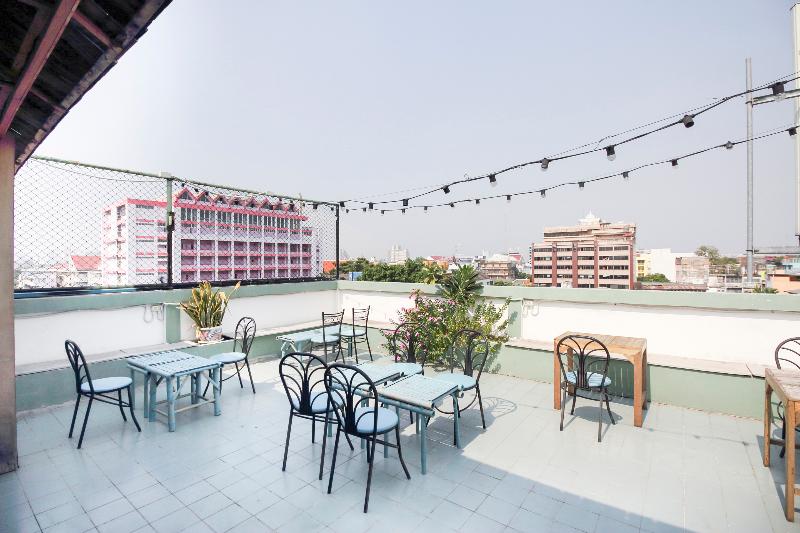 Na Banglampoo Hotel - Restoran