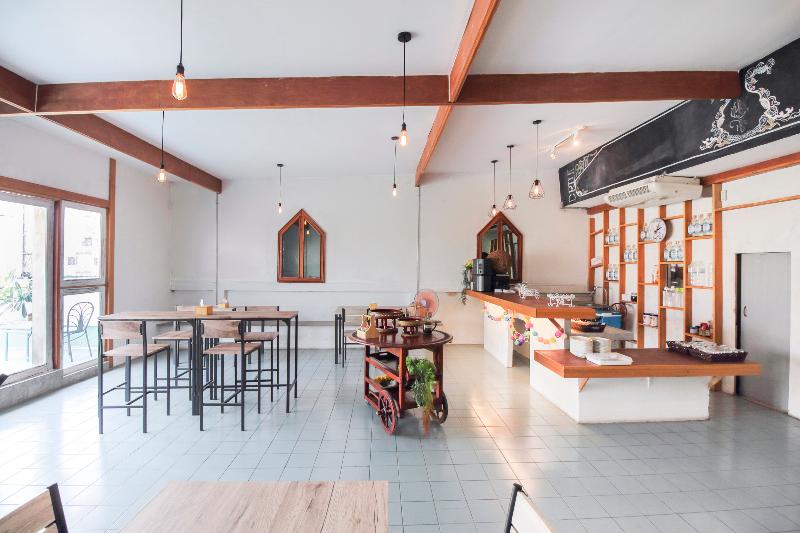 Na Banglampoo Hotel - Restoran