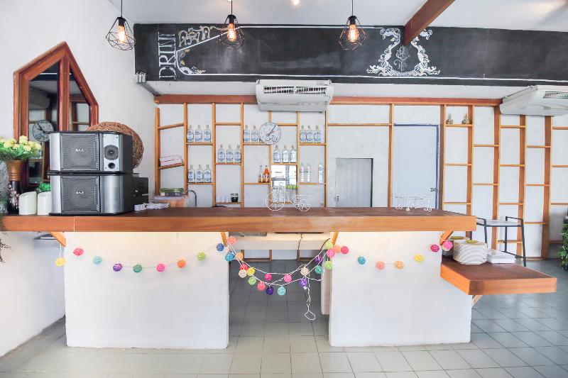 Na Banglampoo Hotel - Restoran