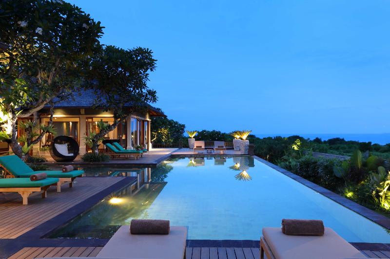 The Shanti Residences and Resort - Havuz