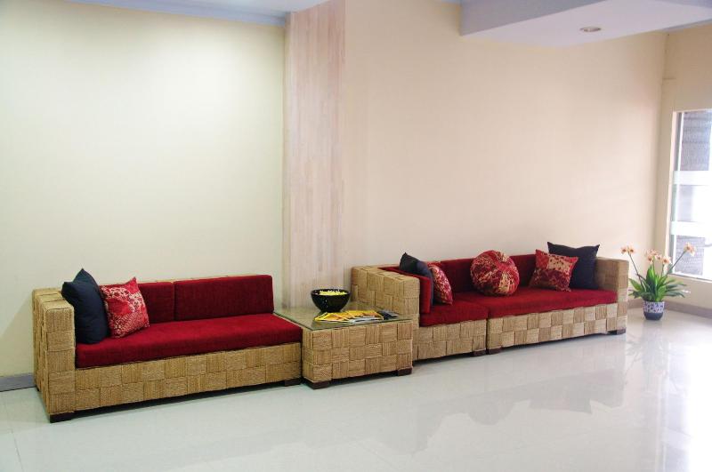 Puri Saron Denpasar - Lobi