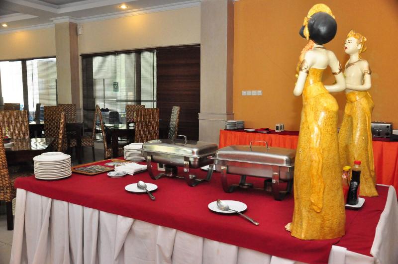 Puri Saron Denpasar - Restoran