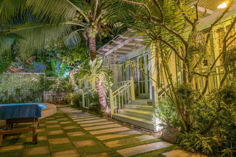 Green Gallery Bed  Breakfast - Havuz