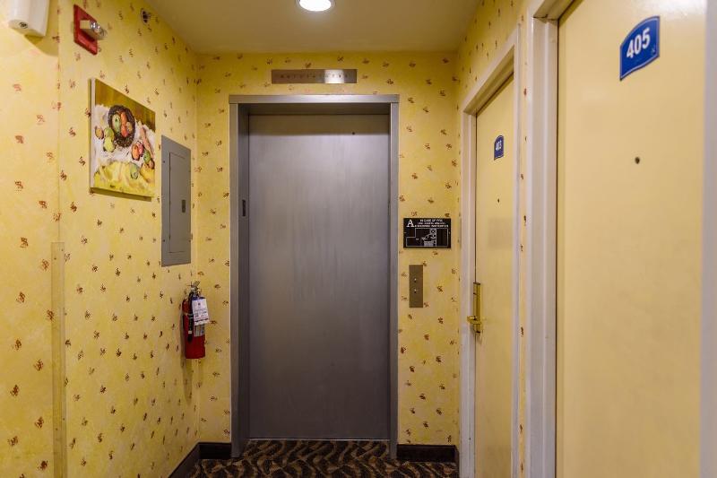 Flushing Central Hotel - Oda