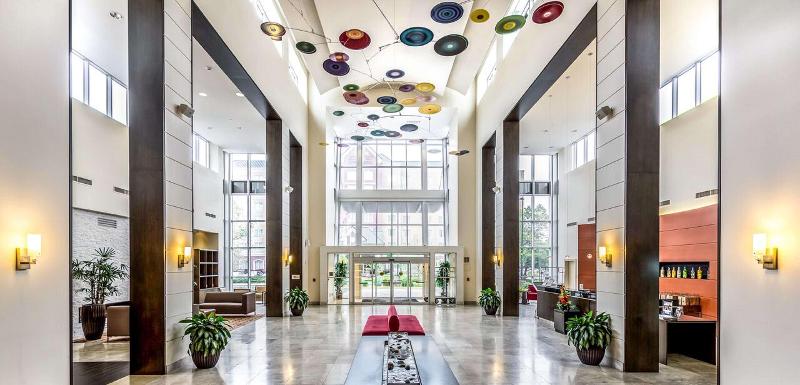 Embassy Suites Elizabeth Newark Airport - Genel