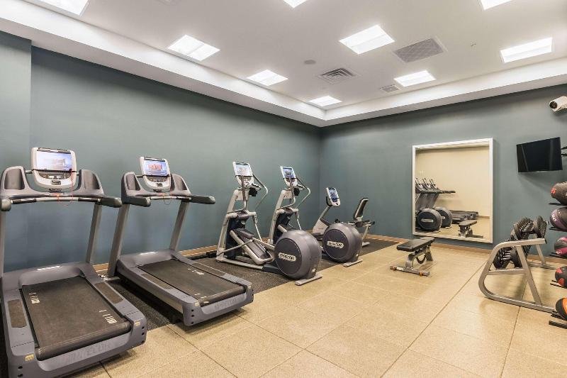 Embassy Suites Elizabeth Newark Airport - Genel