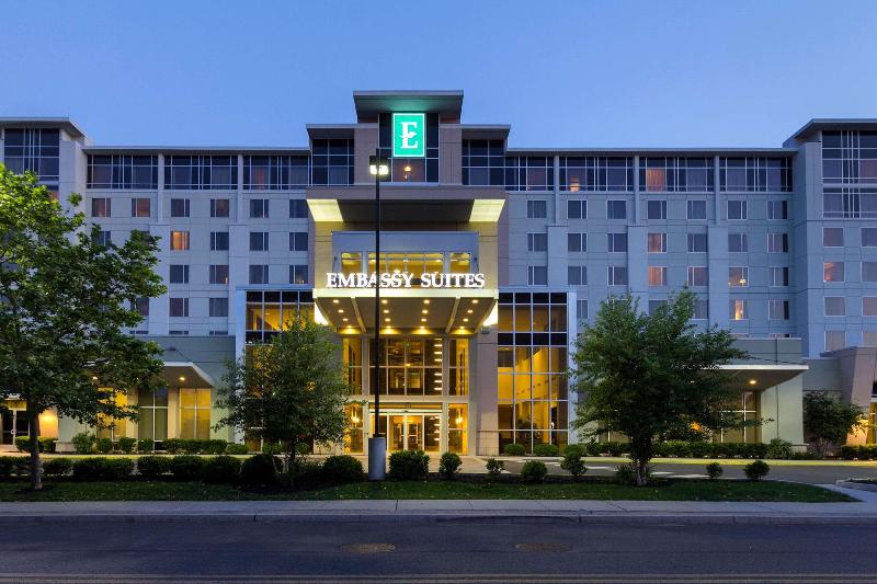 Embassy Suites Elizabeth Newark Airport - Genel