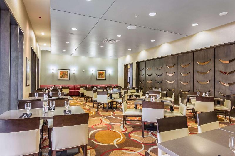 Embassy Suites Elizabeth Newark Airport - Restoran