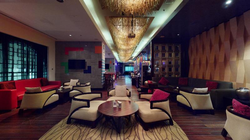 Marriott Executive Apartments Al Jaddaf, Dubai - Bar