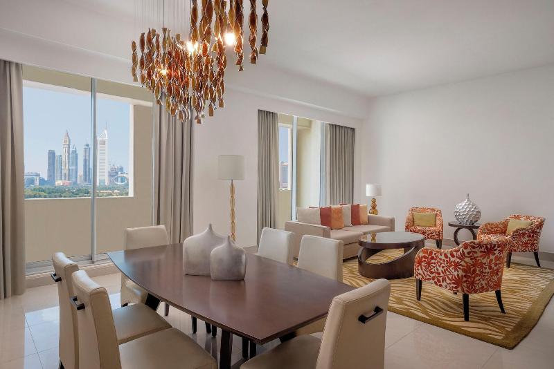 Marriott Executive Apartments Al Jaddaf, Dubai - Restoran