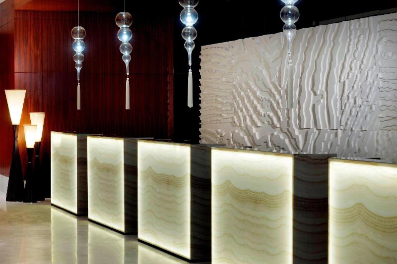 Marriott Hotel Al Jaddaf, Dubai - Lobi