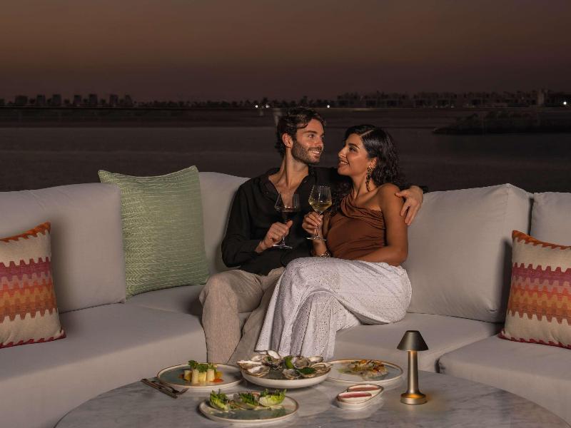 Pullman Al Marjan Island Resort - Bar