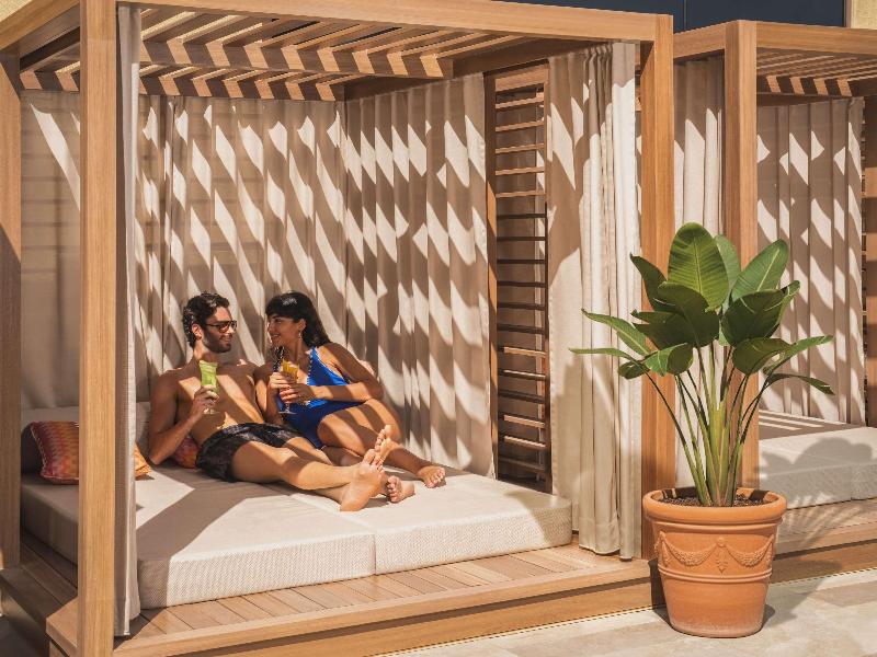 Pullman Al Marjan Island Resort - Havuz