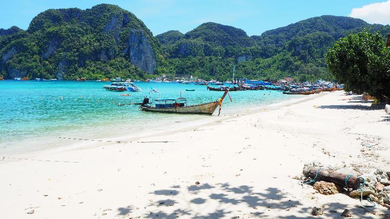 ChaoKoh Phi Phi Hotel & Resort - Plaj