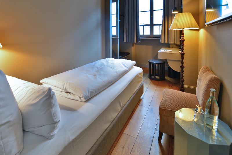 monbijou hotel - Oda