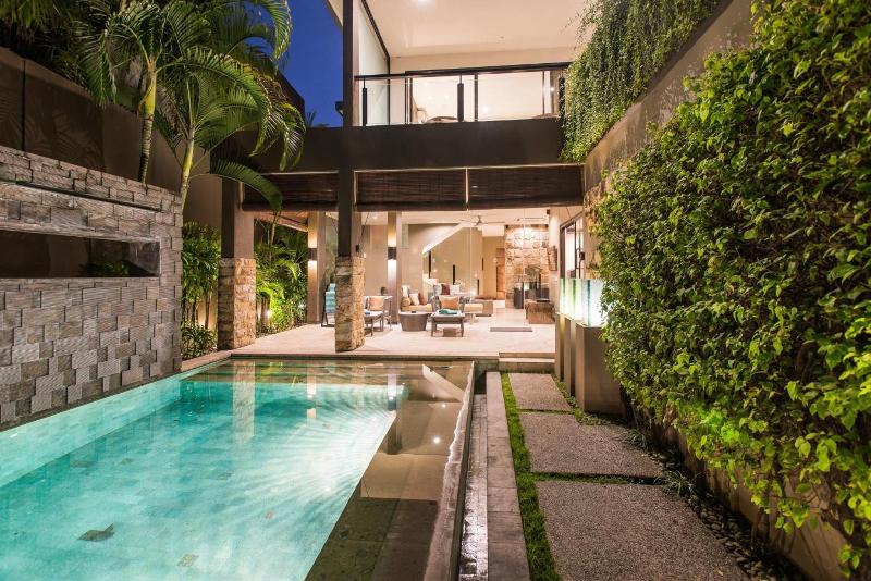 Cicada Luxury Townhouses - Genel