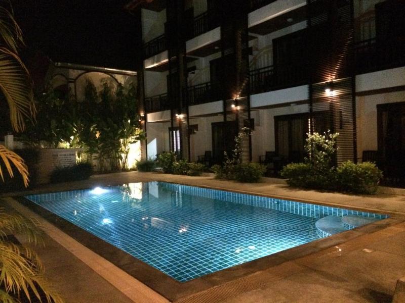 Ampha Place Hotel - Genel
