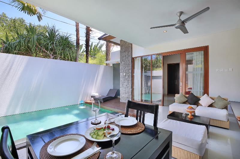 Samaja Villa Seminyak - Oda