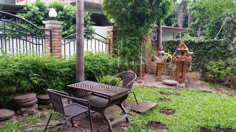 Villa Oranje Chiang Mai - Genel