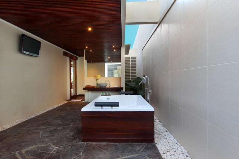 Le Nixsun Villa And Spa - Genel
